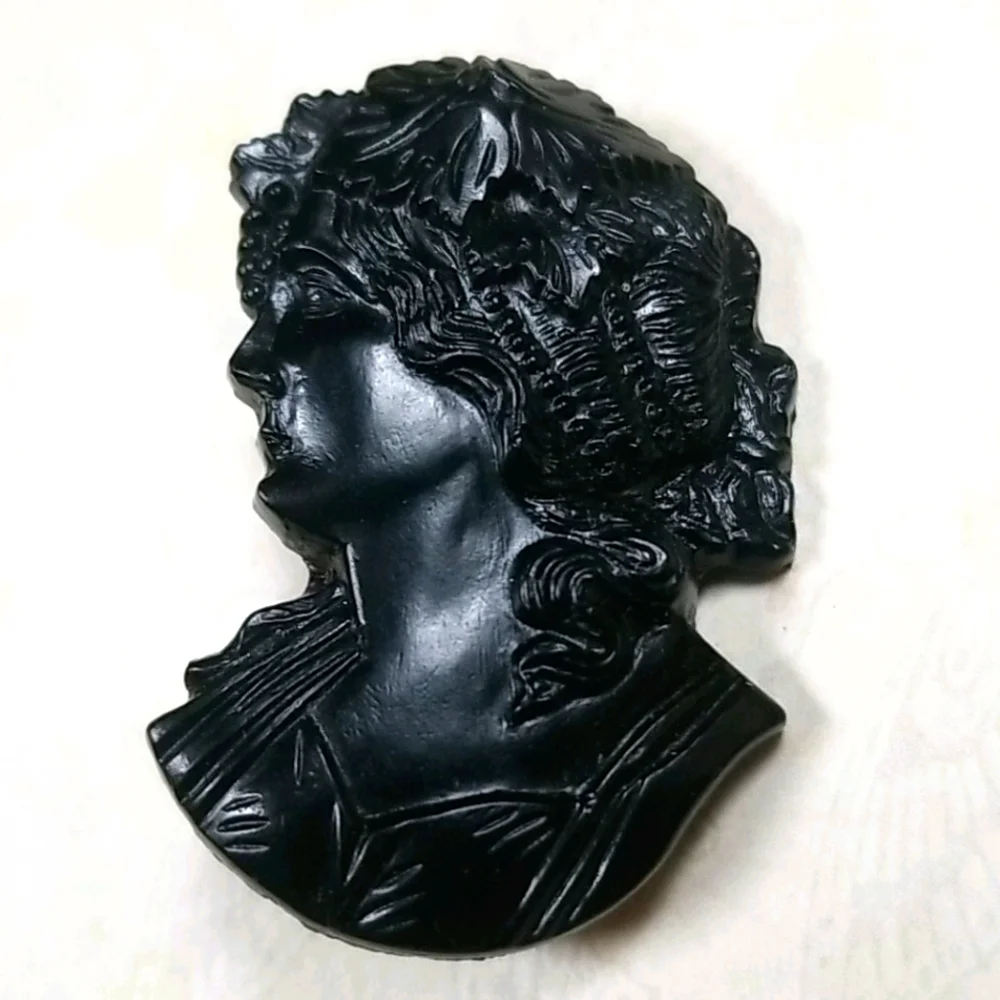 Vintage Mid Century Carved Black Victorian Lady Cameo Brooch